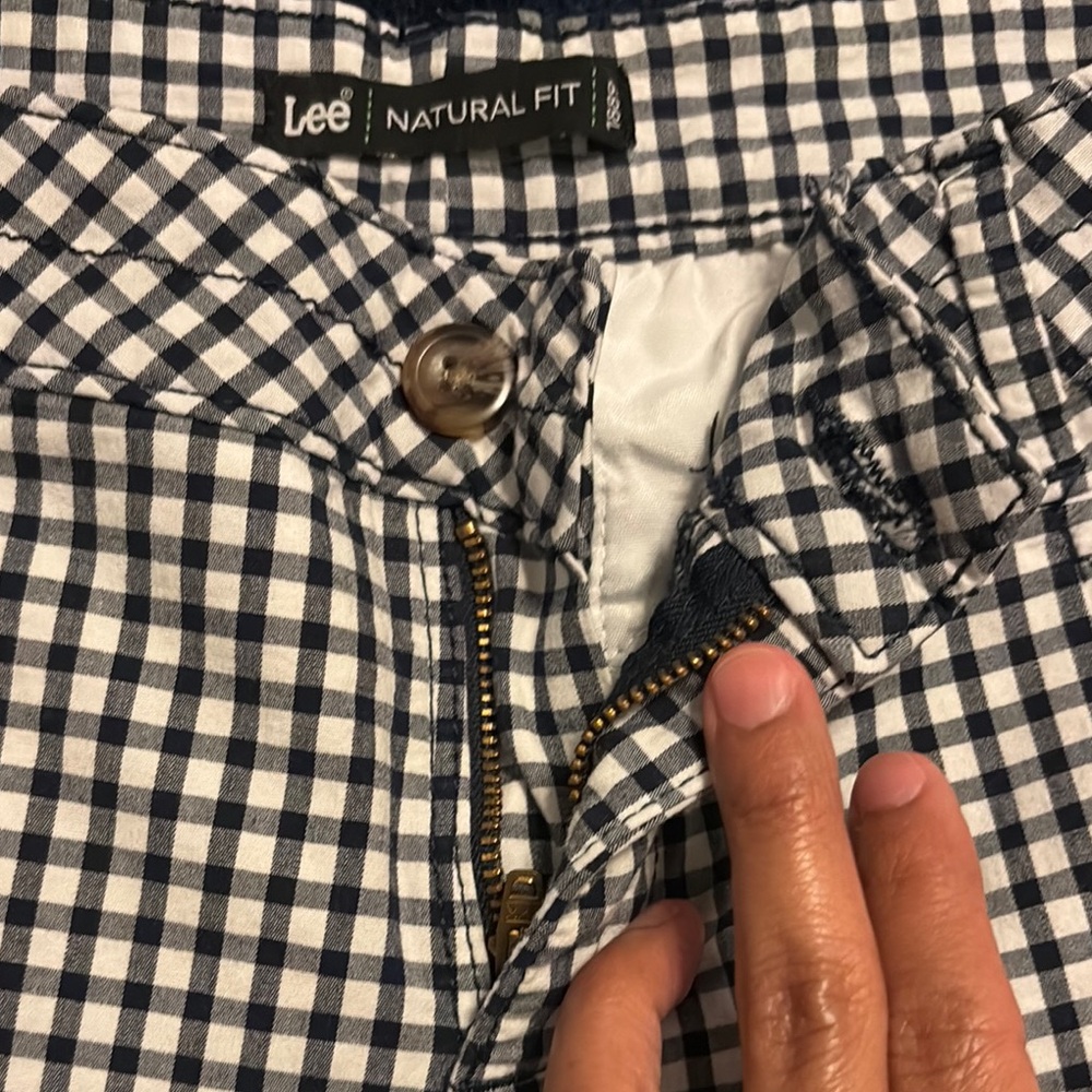 Lee Women’s Black and White Checkered Shorts - Picture 2 of 5